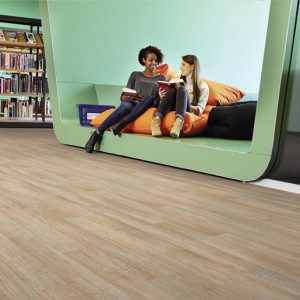 0.7mm PVC wear layer, the Topaz wood and mineral range is a competitively priced compact heterogeneous vinyl floorings with good resistance to indentation and abrasion