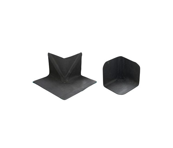 Hertalan Pre-fabricated Corners are unreinforced vulcanised EPDM internal and external corners, also available with EW welding strip.