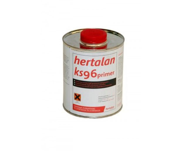 Hertalan KS96 primer based on polyurethane resin and solvents. The primer is applied on porous substrates to improve adhesion.